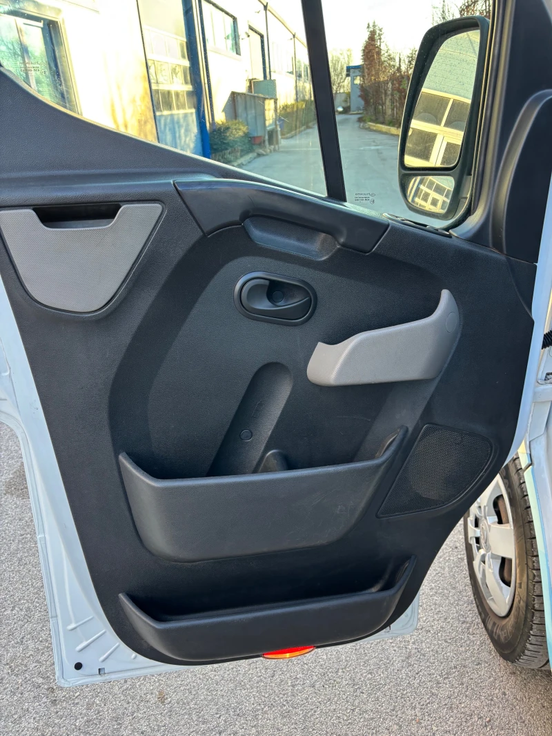 Opel Movano 2.3dci-125kc, снимка 12 - Бусове и автобуси - 52809271