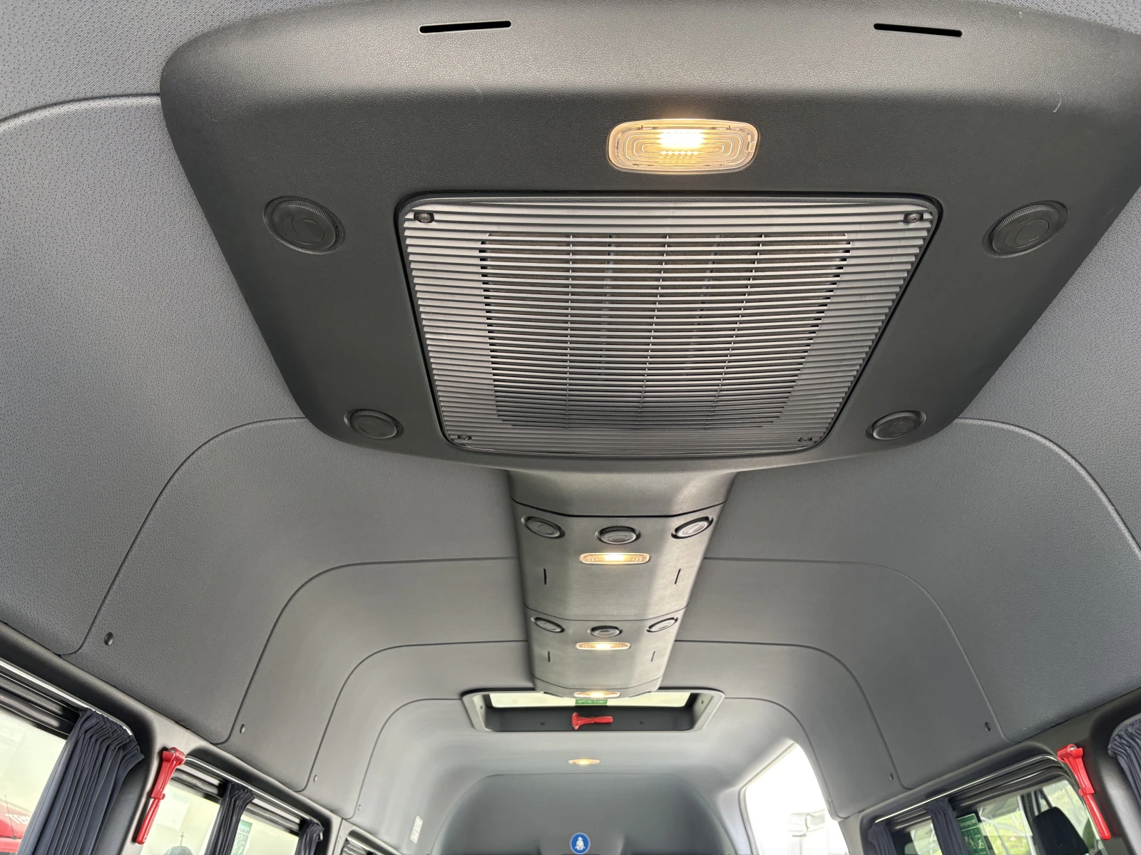 Mercedes-Benz Sprinter 416 15+ 1, снимка 13 - Бусове и автобуси - 53997610