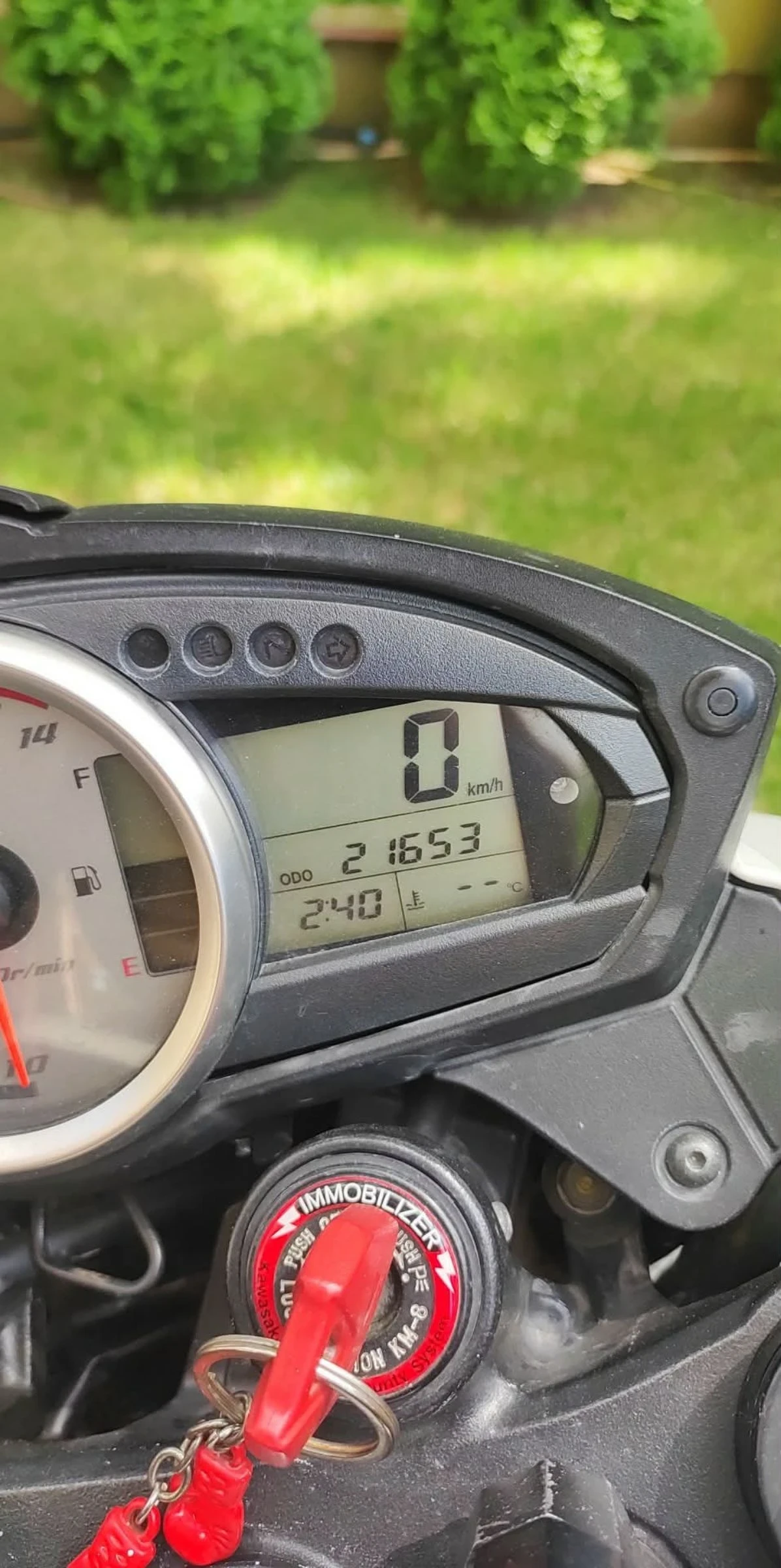 Kawasaki Z 750, снимка 6 - Мотоциклети и мототехника - 55003386