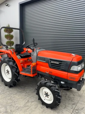 Трактор Kubota GL221