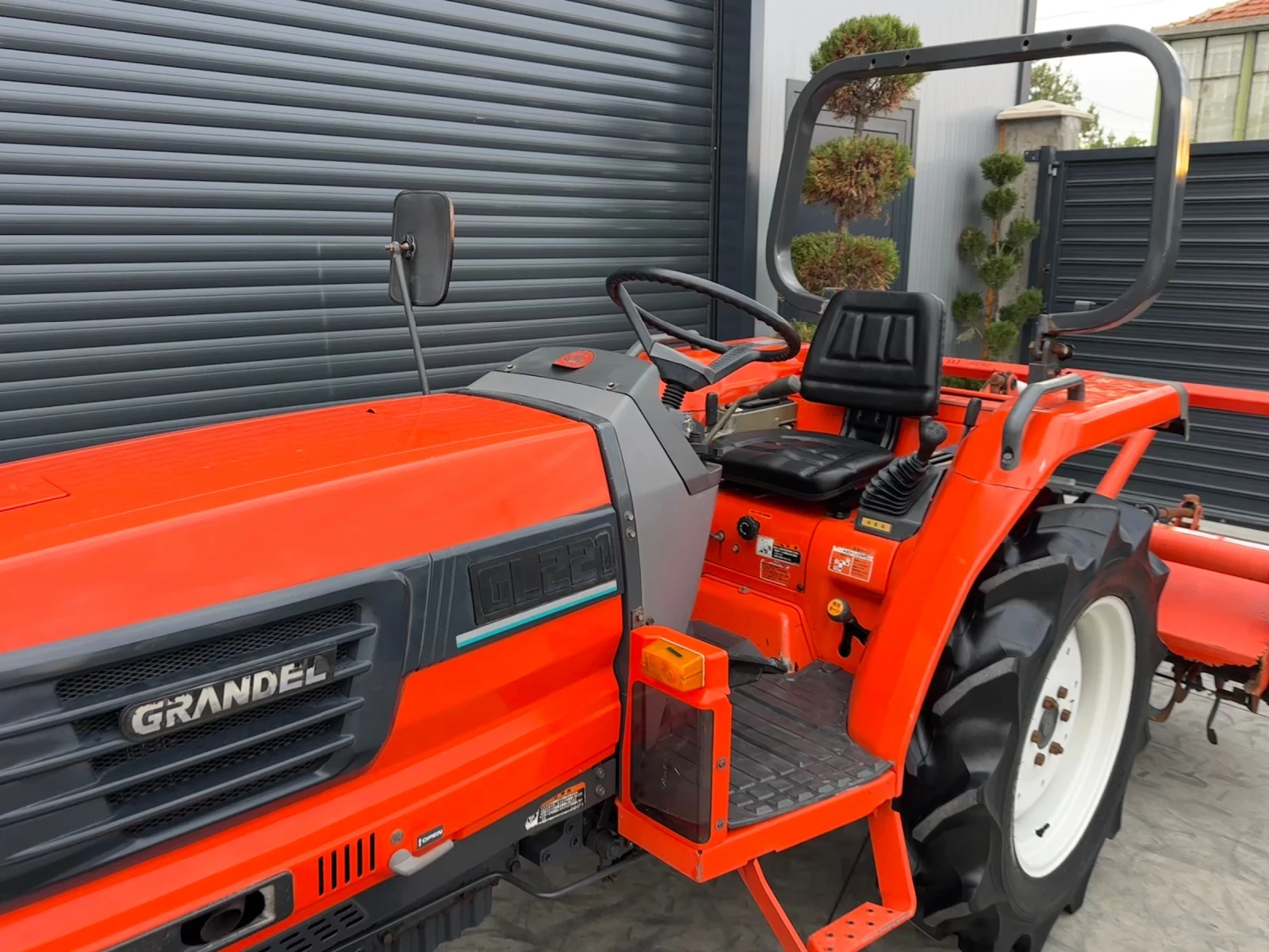 Трактор Kubota GL221 - изображение 6