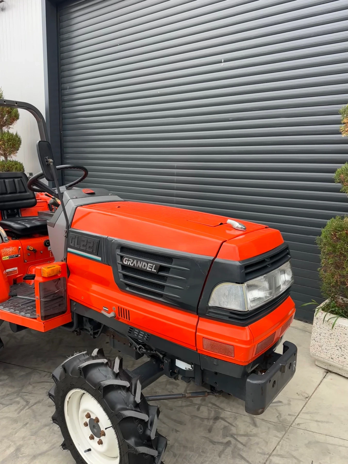 Трактор Kubota GL221 - изображение 3
