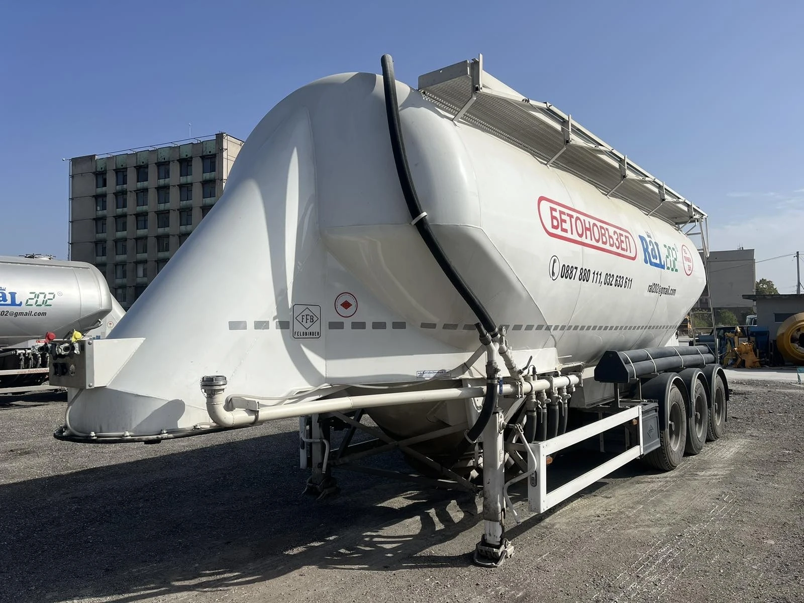     37.3 | Mobile.bg   1