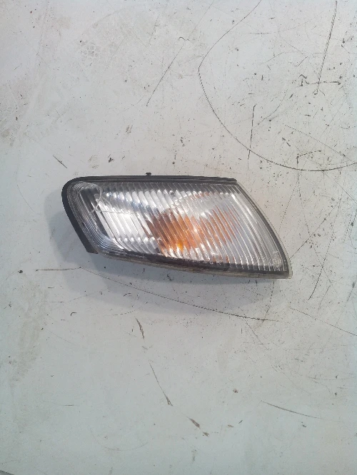 Десен мигач за Мазда 626