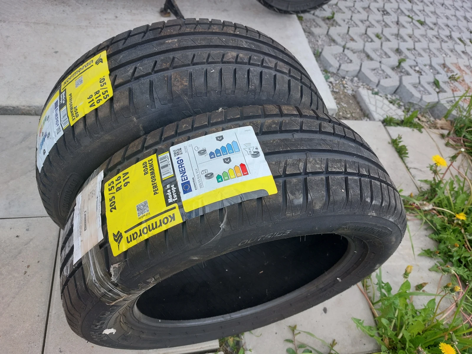Гуми Летни 205/55R16, снимка 2 - Гуми и джанти - 54400776