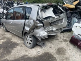 Toyota Corolla verso 2.0 D4D, снимка 2