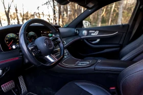 Mercedes-Benz E 300 4x4 AMG 306hp plug-in hybrid Multibeam , снимка 12