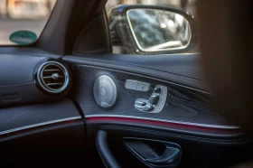 Mercedes-Benz E 300 4x4 AMG 306hp plug-in hybrid Multibeam , снимка 13
