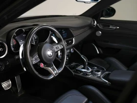 Alfa Romeo Giulia * QUADRIFOGLIO | HARMAN KARDON | CARBON FIBER * CA, снимка 8