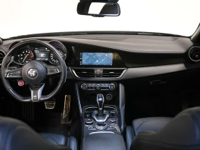 Alfa Romeo Giulia * QUADRIFOGLIO | HARMAN KARDON | CARBON FIBER * CA, снимка 15