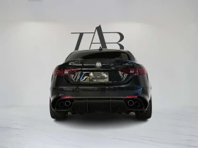 Alfa Romeo Giulia * QUADRIFOGLIO | HARMAN KARDON | CARBON FIBER * CA, снимка 7