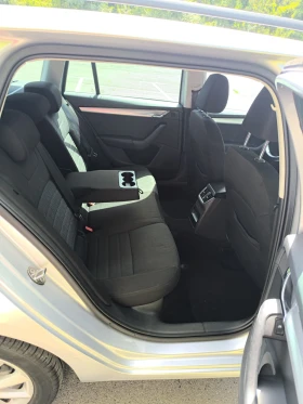 Skoda Octavia ПЕРФЕКТНА, снимка 17