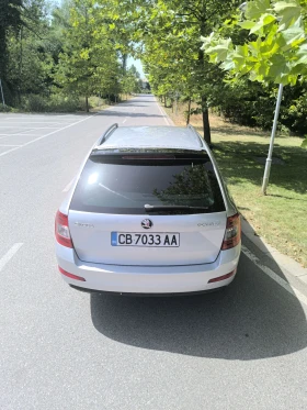 Skoda Octavia ПЕРФЕКТНА, снимка 5