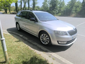 Skoda Octavia ПЕРФЕКТНА, снимка 9