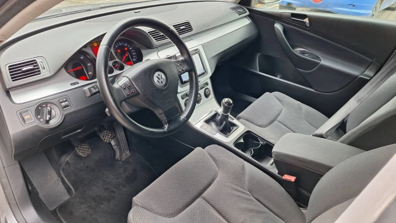 VW Passat 2.0tdi 2008 NAVI, снимка 11 - Автомобили и джипове - 48249835