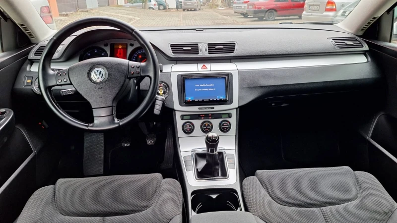 VW Passat 2.0tdi 2008 NAVI, снимка 10 - Автомобили и джипове - 48249835