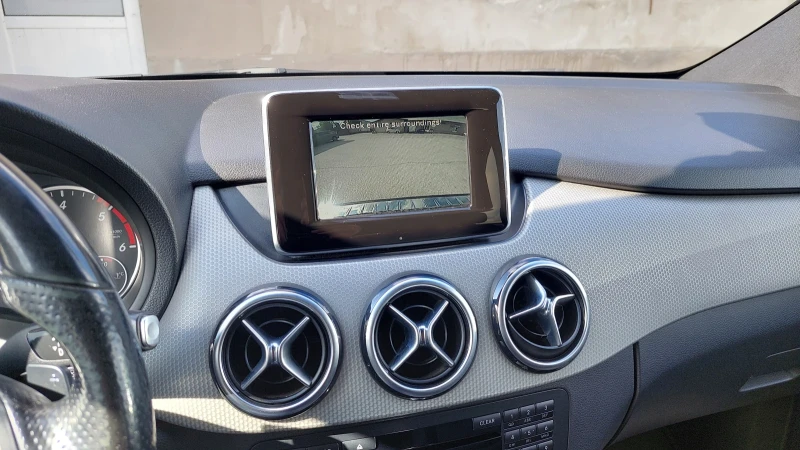 Mercedes-Benz B 180, снимка 10 - Автомобили и джипове - 51490826