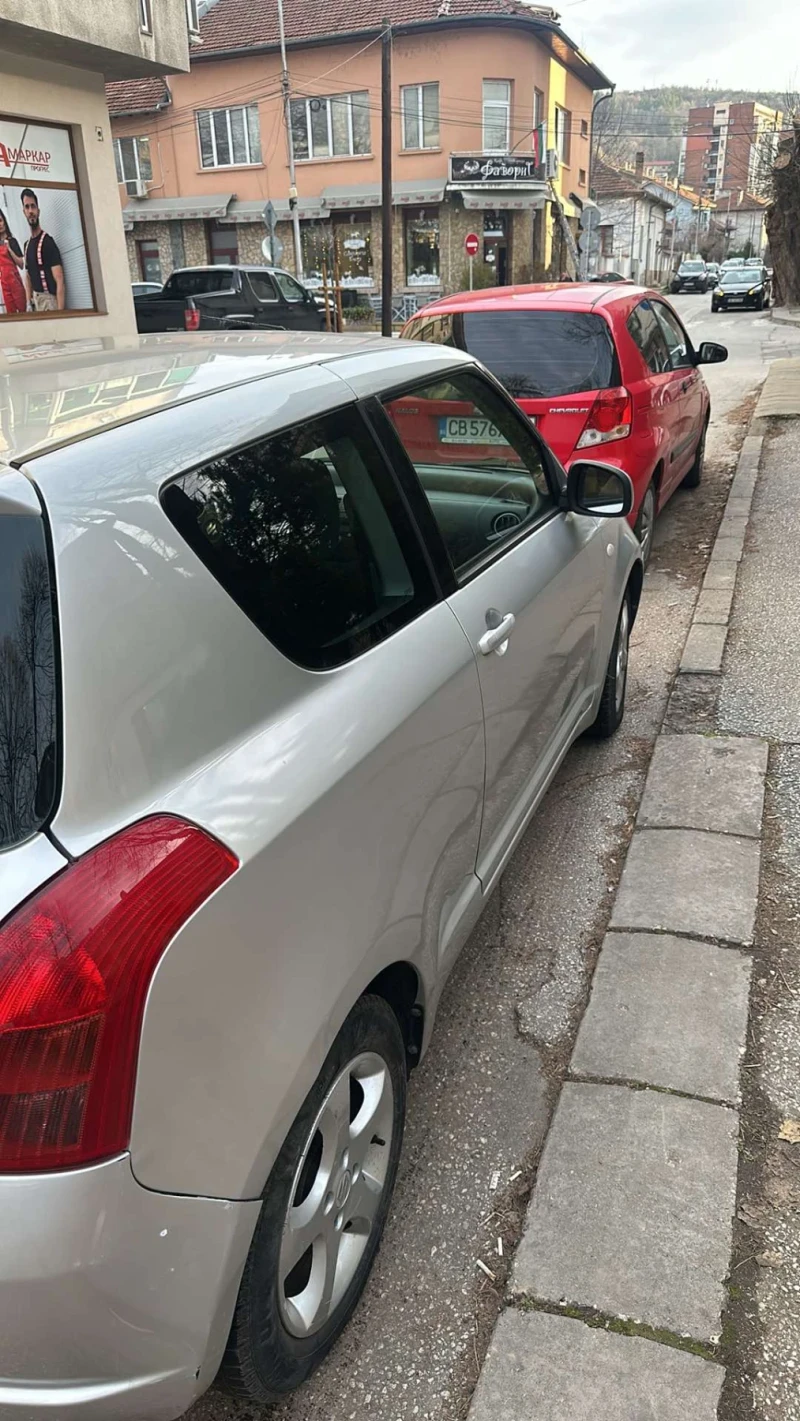 Suzuki Swift, снимка 5 - Автомобили и джипове - 51611539
