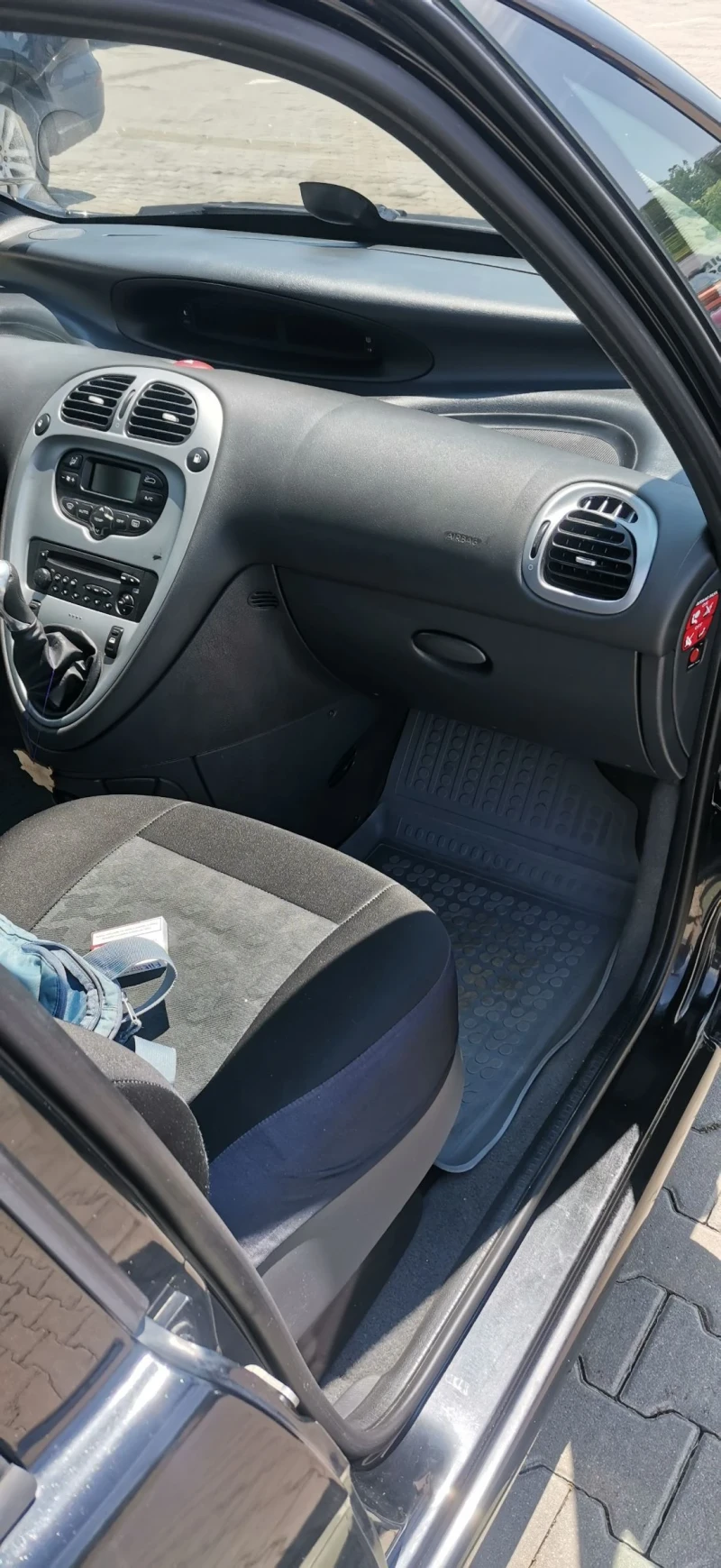 Citroen Xsara picasso 1.6i Facelift Бензин/Газ BRC , снимка 11 - Автомобили и джипове - 51082453