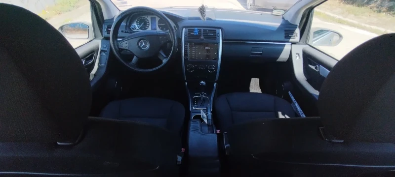 Mercedes-Benz B 200, снимка 12 - Автомобили и джипове - 52282551