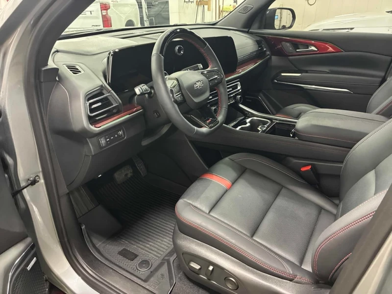 Chevrolet Traverse 2025 RS * CARFAX * БЕЗ ПЪРВОНАЧАЛНА ВНОСКА, снимка 7 - Автомобили и джипове - 52727983