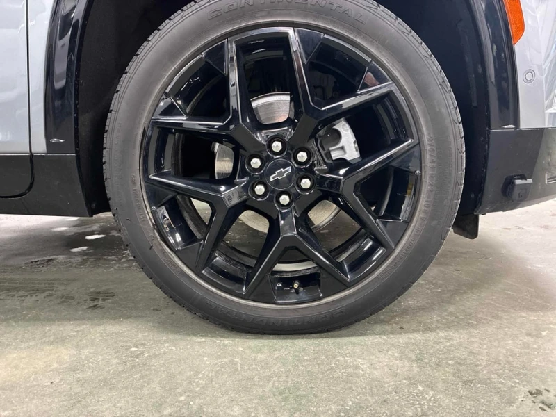 Chevrolet Traverse 2025 RS * CARFAX * БЕЗ ПЪРВОНАЧАЛНА ВНОСКА, снимка 6 - Автомобили и джипове - 52727983