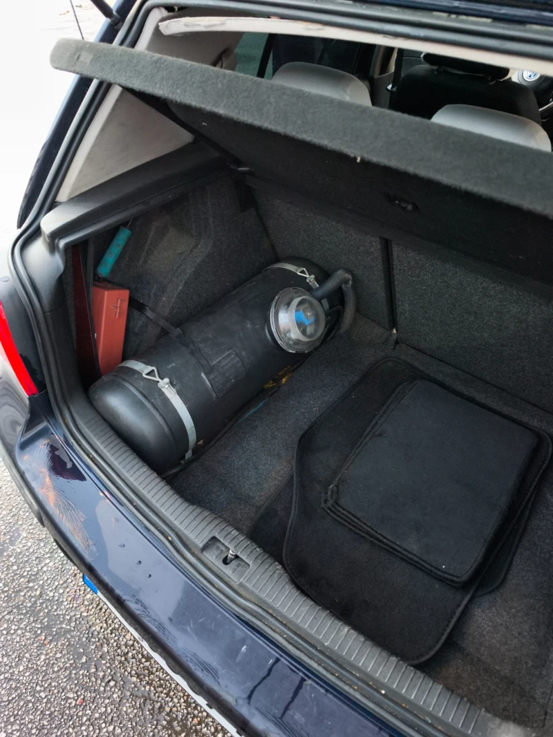 VW Golf Втори чифт гуми 2 ключа , снимка 2 - Автомобили и джипове - 52772060