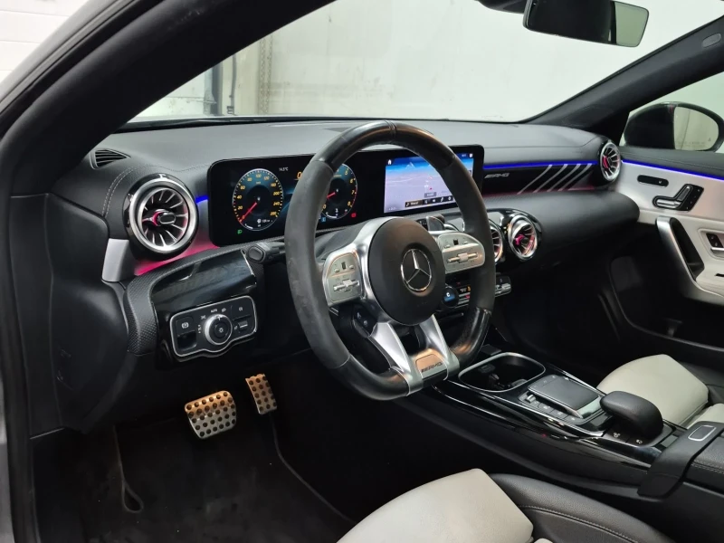 Mercedes-Benz CLA 350 AMG AMG35* Burmester* 360View* Full Digital* Подгрев* , снимка 8 - Автомобили и джипове - 52813388