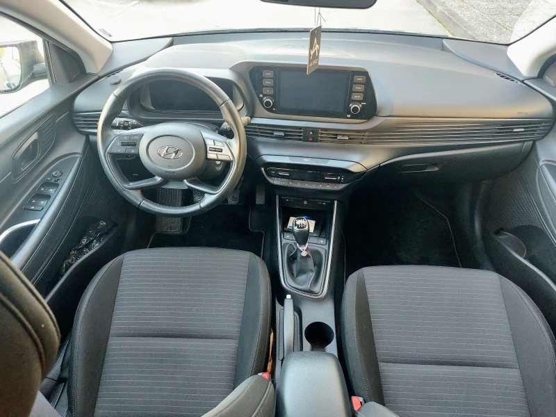Hyundai I20, снимка 9 - Автомобили и джипове - 52930158