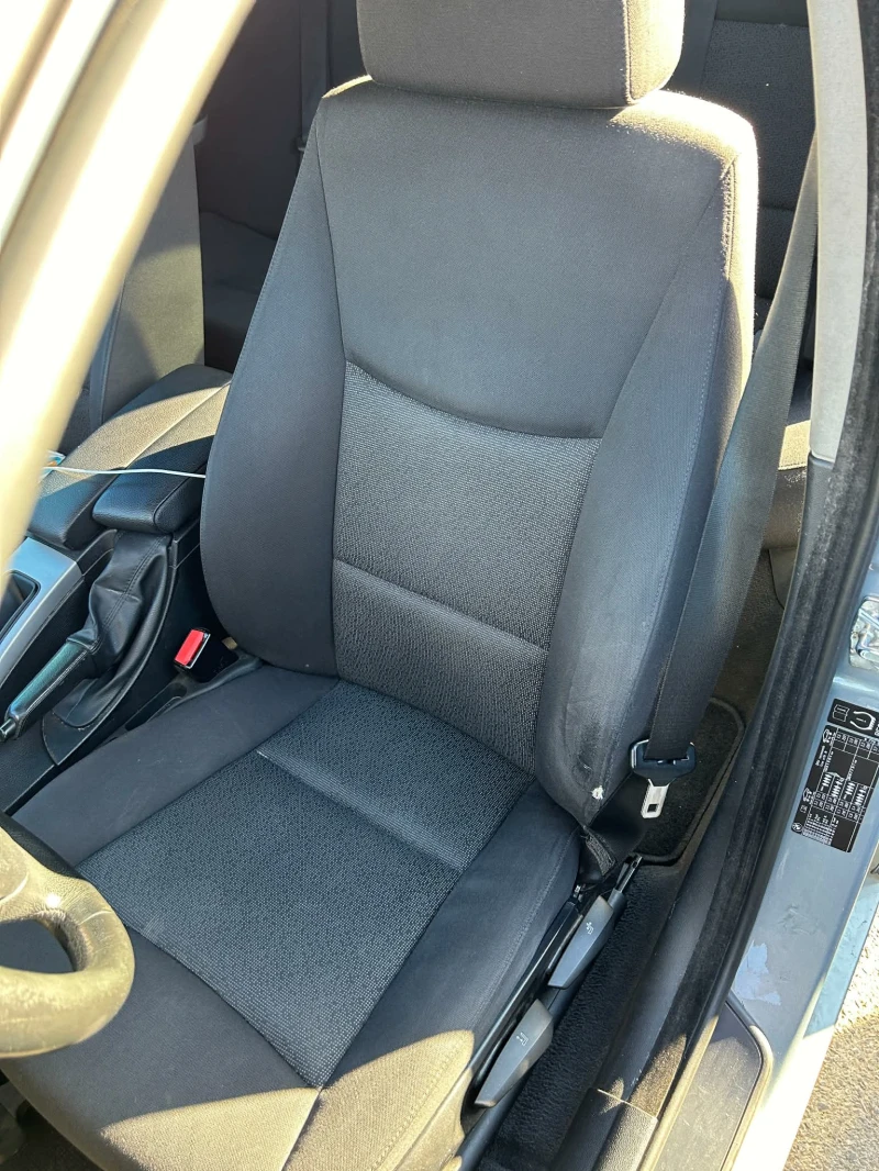 BMW 318 i, снимка 8 - Автомобили и джипове - 53123015