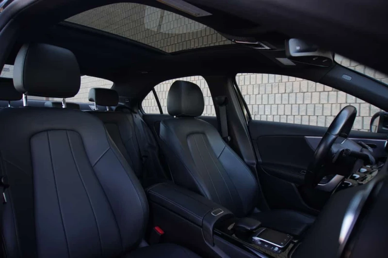 Mercedes-Benz A 220 * CARFAX * ДИСТРОНИК* ПАНОРАМА* , снимка 5 - Автомобили и джипове - 53558578