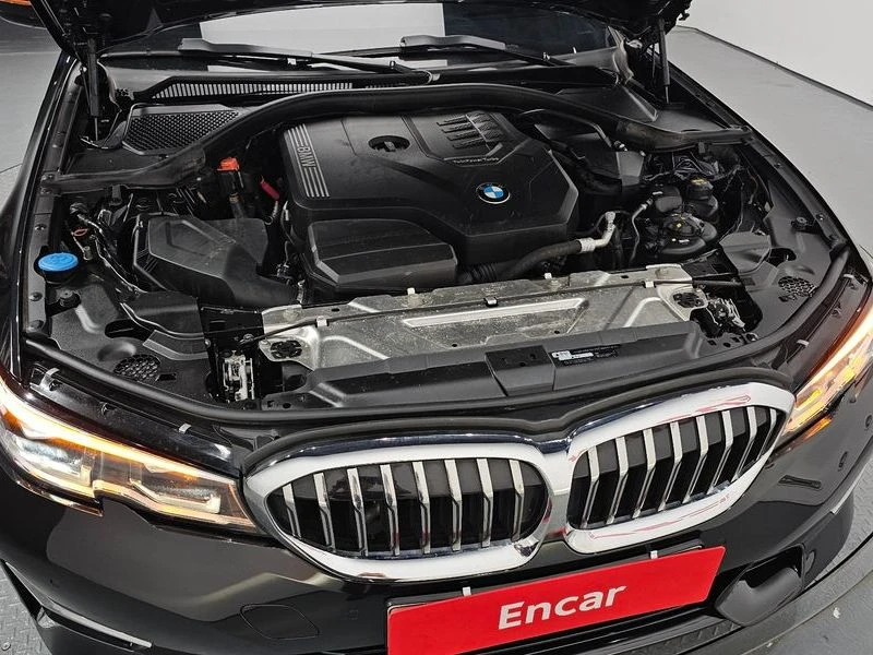 BMW 330 330i Luxury| 258к.с., снимка 5 - Автомобили и джипове - 56169745