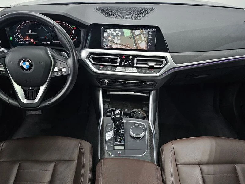 BMW 330 330i Luxury| 258к.с., снимка 6 - Автомобили и джипове - 56169745