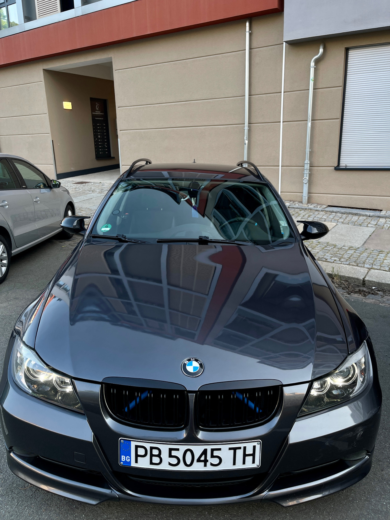BMW 318 D 122к.с (права тръба) - изображение 1