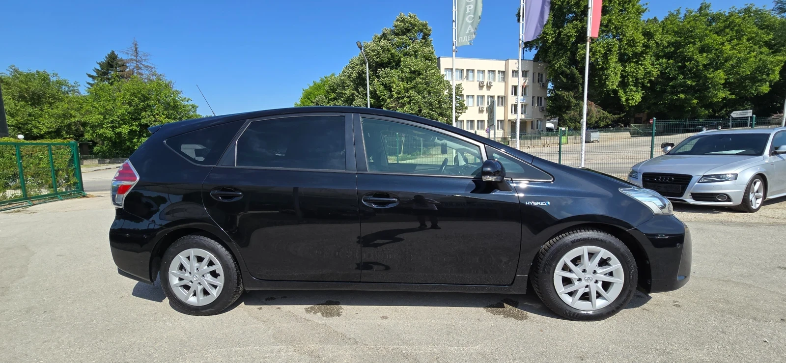 Toyota Prius * 7-местен* HYBRID * Prius+ * Luxury * Panorama*  - изображение 3
