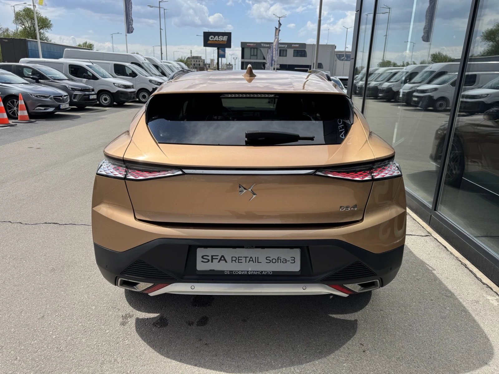 DS DS 4 CROSS RIVOLI PureTech 180 EAT8 - изображение 6