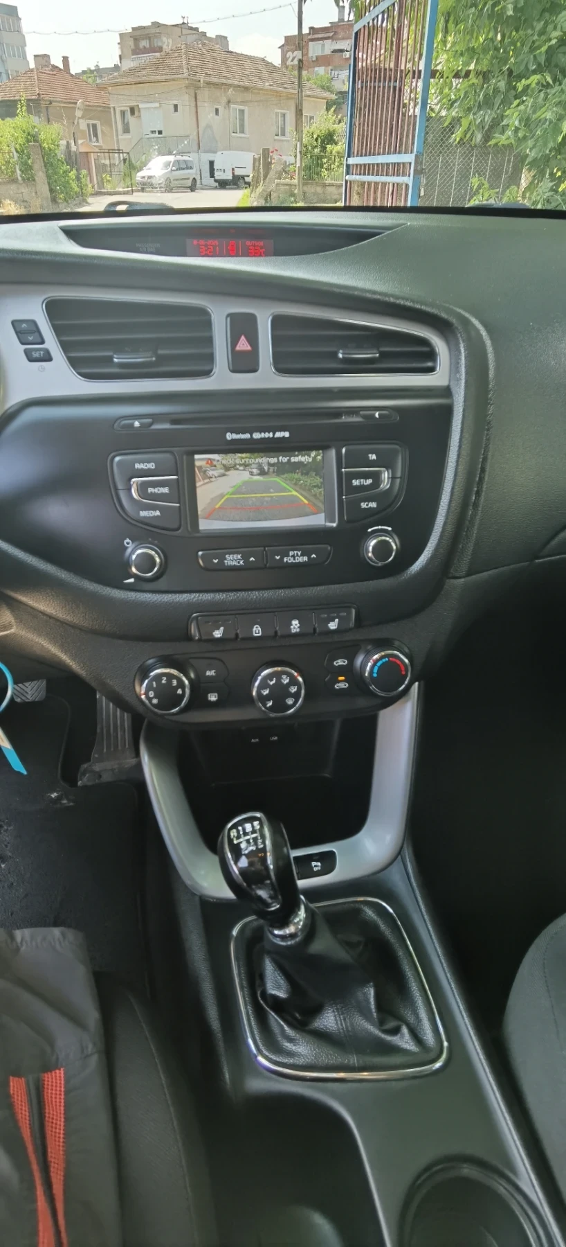 Kia Ceed 1.4CRDI90кс2015г - изображение 10