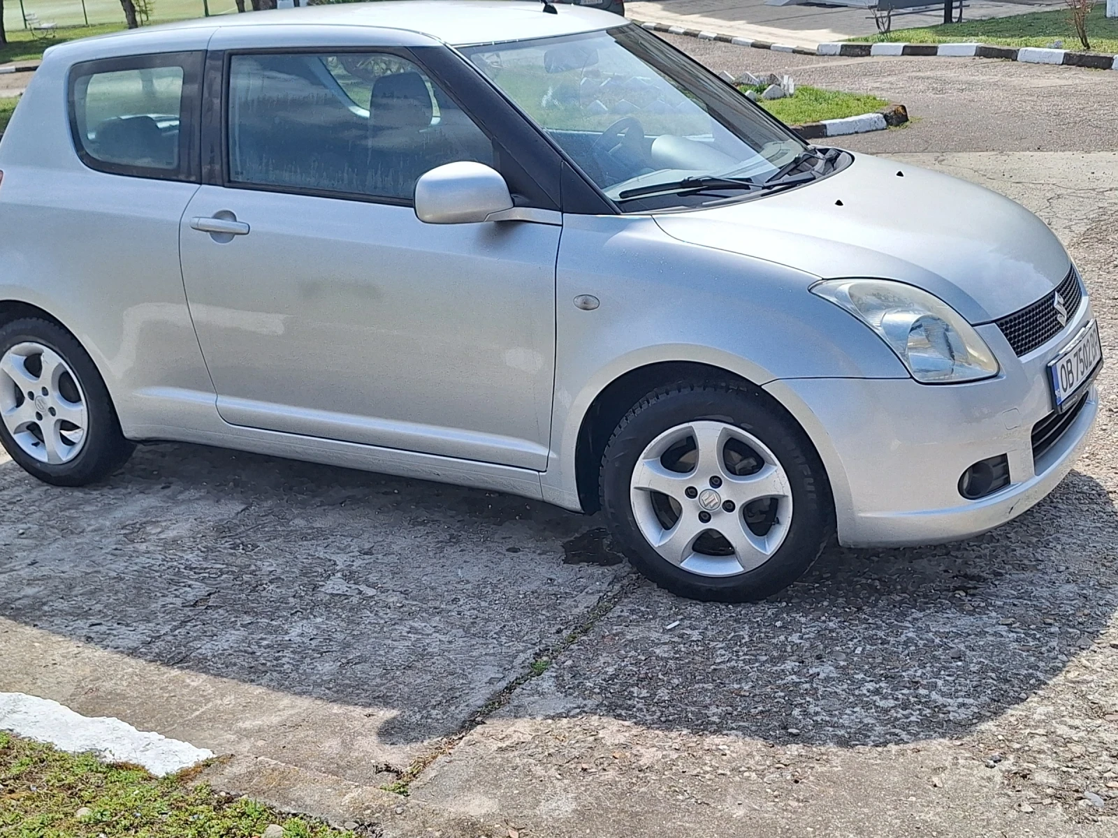 Suzuki Swift, снимка 13 - Автомобили и джипове - 51611539