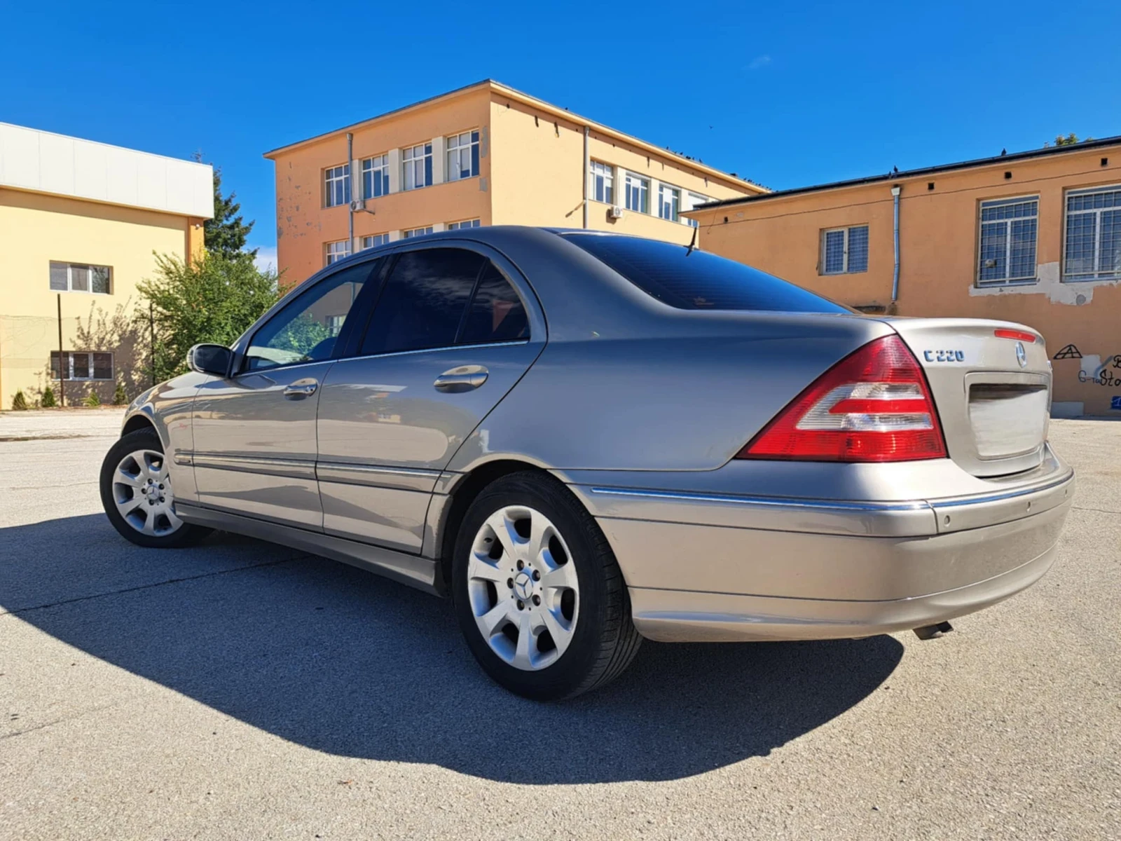 Mercedes-Benz C 220 Facelifte-Elegance - изображение 8
