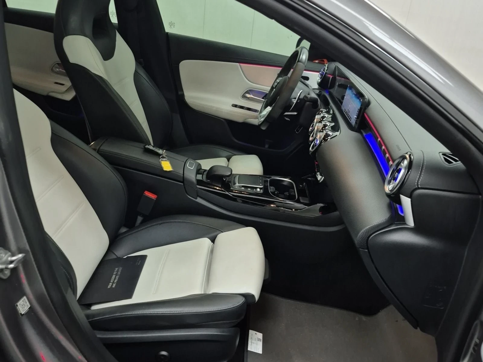 Mercedes-Benz CLA 350 AMG AMG35* Burmester* 360View* Full Digital* �������*  | Mobile.bg � ����������� 13