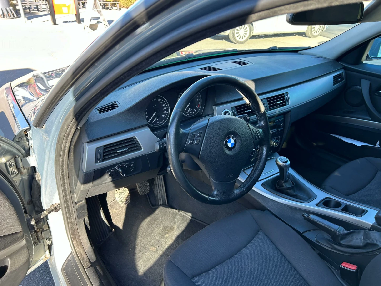 BMW 318 i - изображение 6