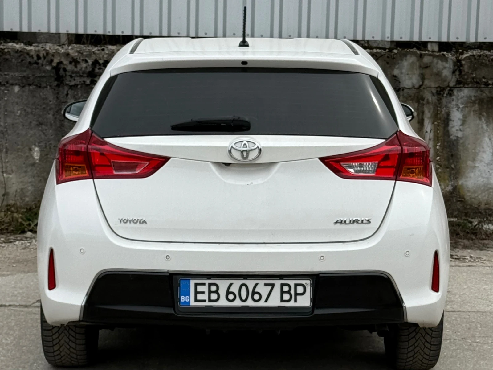 Toyota Auris 1.4 * D4D* 90HP* KEYLESS GO* ПОДГРЕВ* , снимка 5 - Автомобили и джипове - 53885374