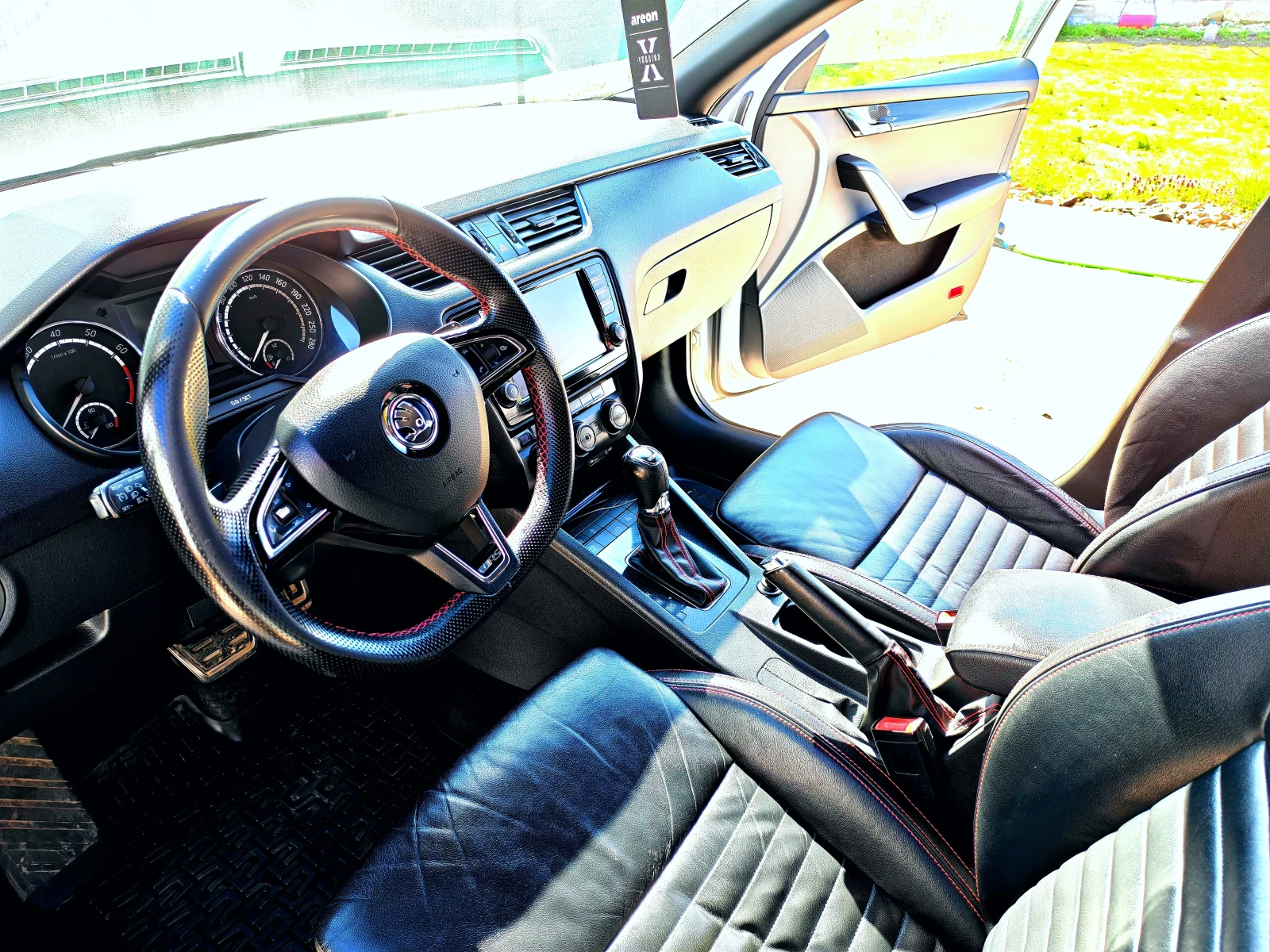 Skoda Octavia VRS, снимка 6 - Автомобили и джипове - 54104574