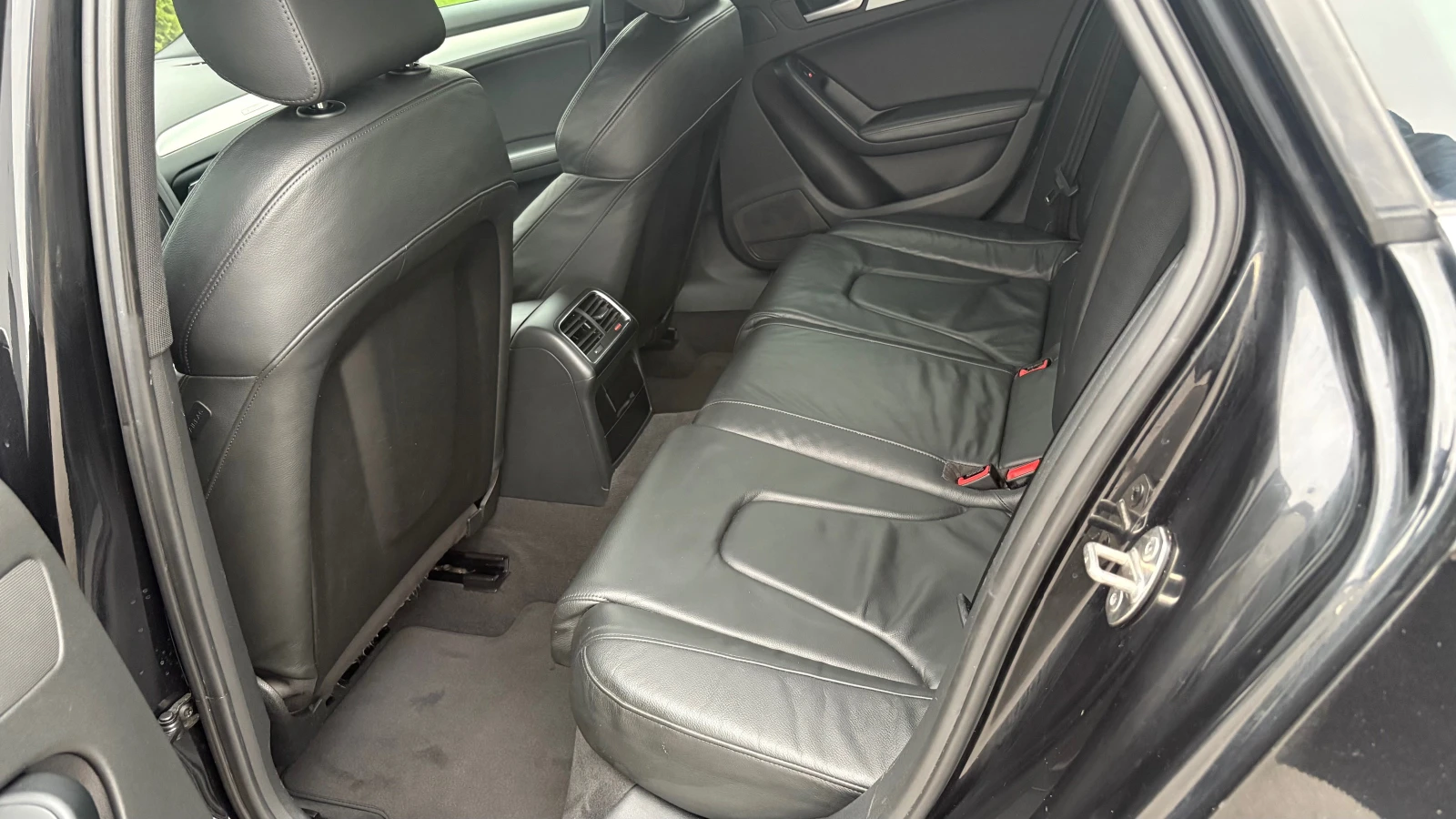 Audi A4 3.0 S-Line КАМЕРА, снимка 15 - Автомобили и джипове - 54128580