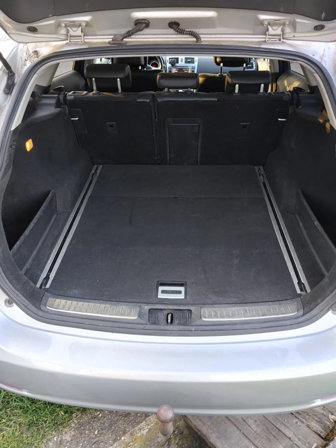 Toyota Avensis 2.0d4d 124hp.Нави.Панорама, снимка 14 - Автомобили и джипове - 54339368