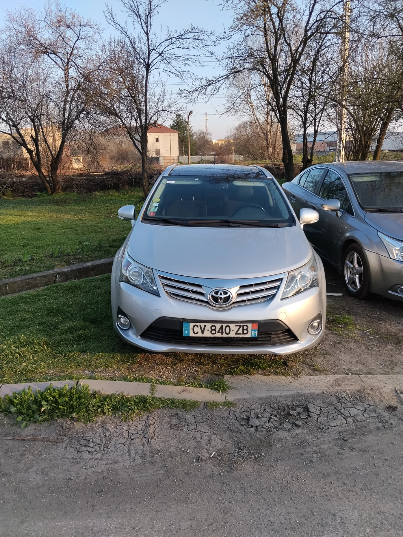 Toyota Avensis 2.0d4d 124hp.Нави.Панорама, снимка 2 - Автомобили и джипове - 54339368