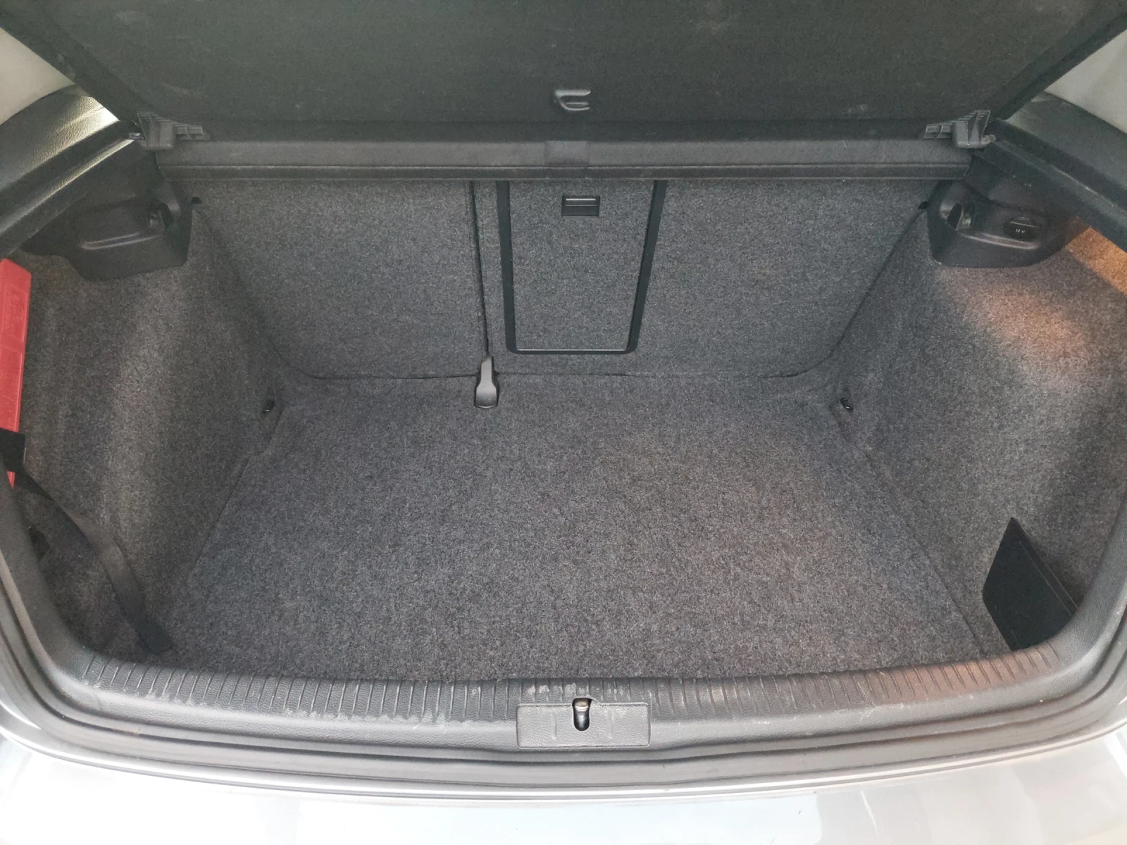 VW Golf 113000 км., снимка 15 - Автомобили и джипове - 54730919