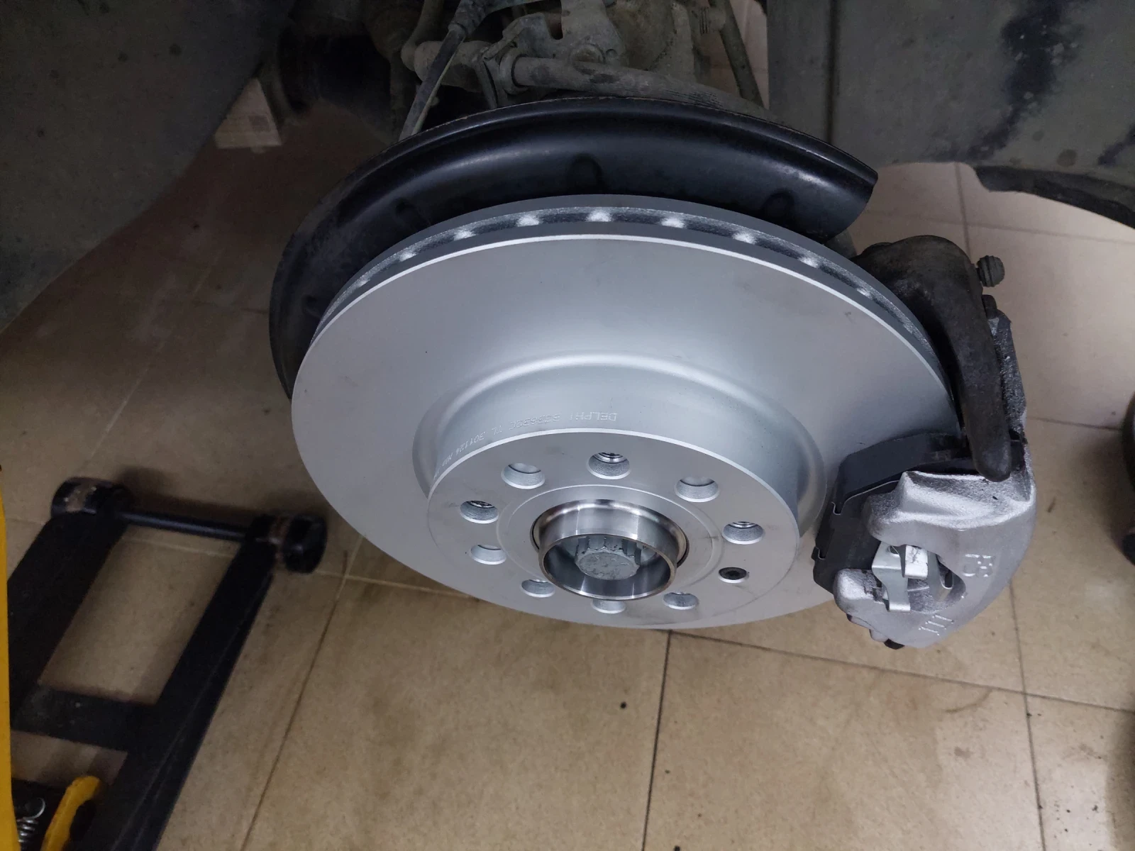 VW Golf 113000 км., снимка 16 - Автомобили и джипове - 54730919