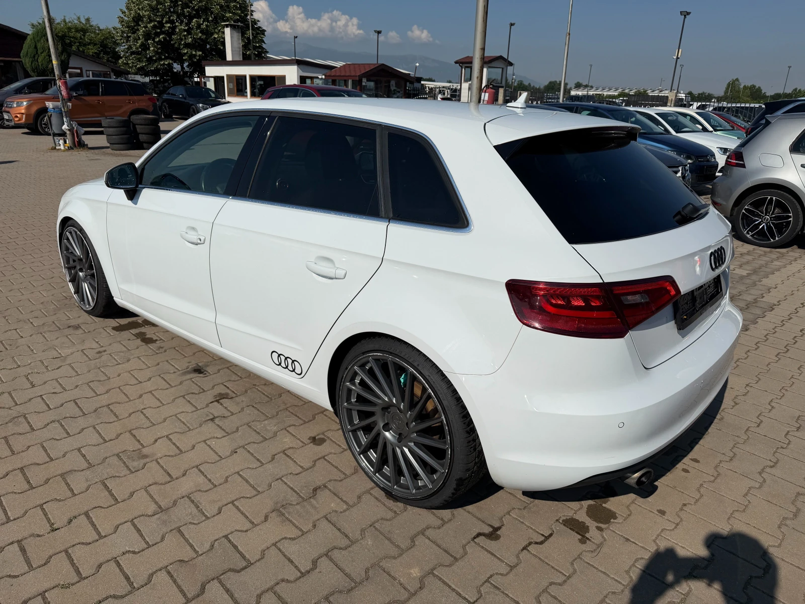 Audi A3 1.6TDI KOJA/NAVI EURO 5, снимка 8 - Автомобили и джипове - 55059141