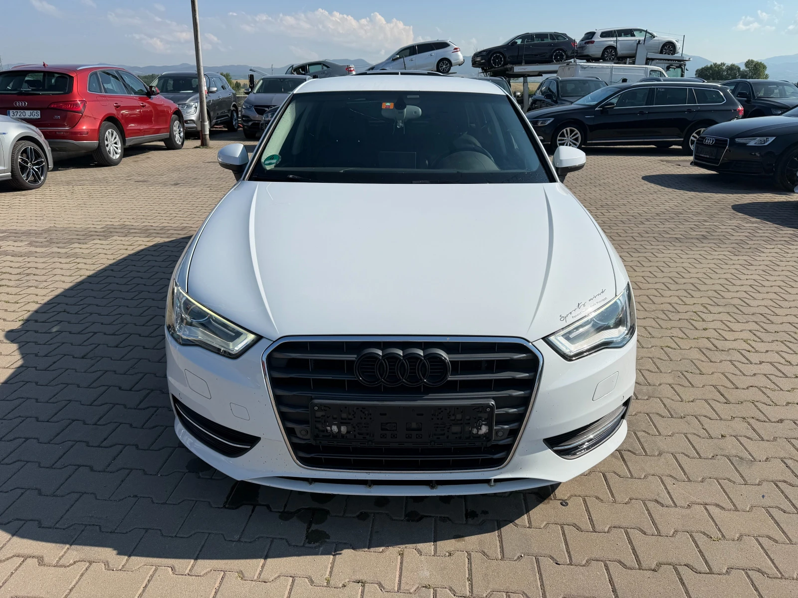 Audi A3 1.6TDI KOJA/NAVI EURO 5, снимка 3 - Автомобили и джипове - 55059141